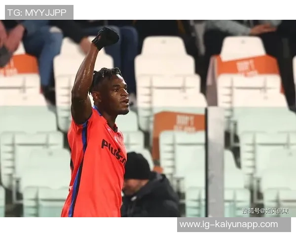 亚特兰大机场航班延误罗马全队深夜滞留难以启程