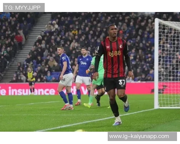 伯恩茅斯出价3500万欧争夺瓦斯科达伽马前锋拉扬的转会战 伯恩茅斯出价3500万欧争夺瓦斯科达伽马前锋拉扬的转会战