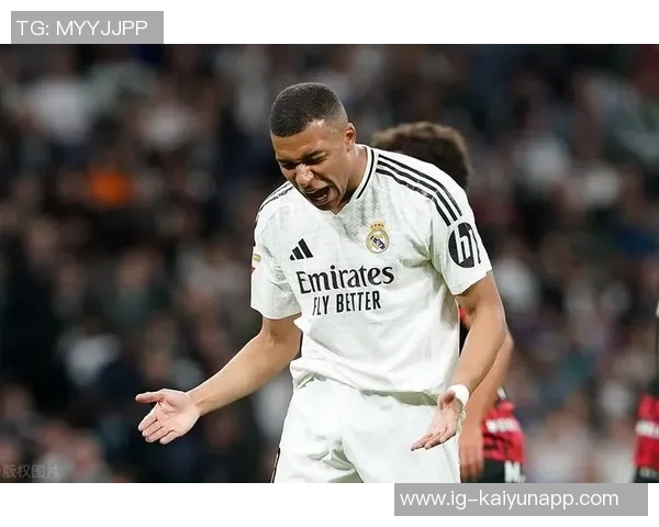 黄潜主帅称赞姆巴佩进球难度极高因场上几乎没有空间可供发挥